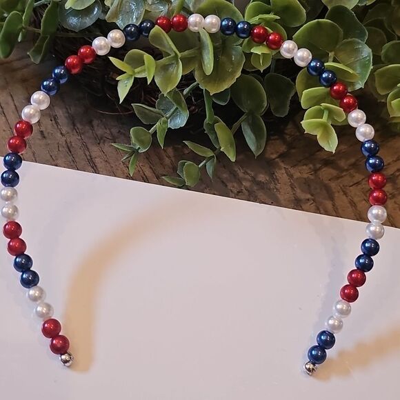 Red, White and Blue July 4th Beaded Headband - Picture 1 of 4